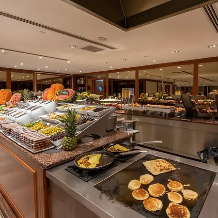 Taksim Crystal & 4*
