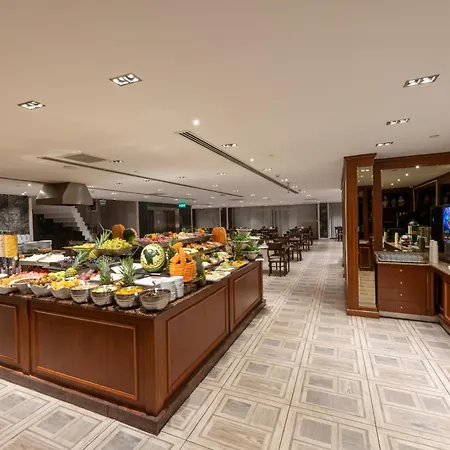 فندق Taksim Crystal & 4*