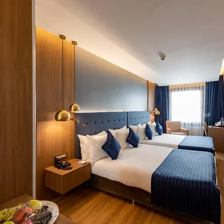 Taksim Crystal &