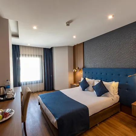 Hotel Taksim Crystal & Istanbul