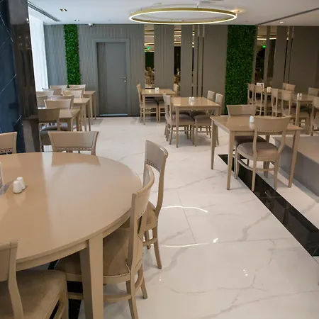 Hotel Taksim Crystal &