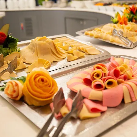 Hotel Taksim Crystal &