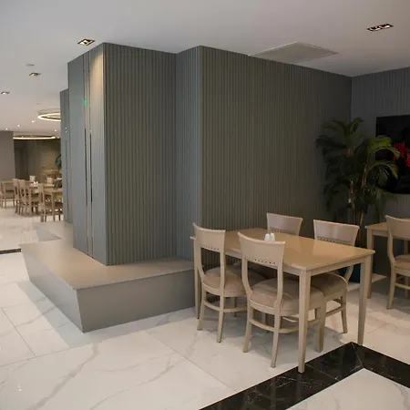 Taksim Crystal & Hotel 4*