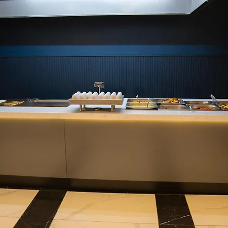 Hotel Taksim Crystal &