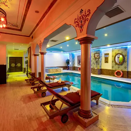 Hotel Taksim Crystal & Istambul