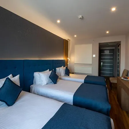 فندق Taksim Crystal & 4*