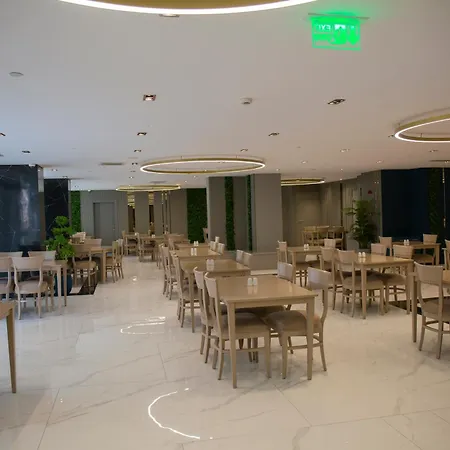 Taksim Crystal & فندق