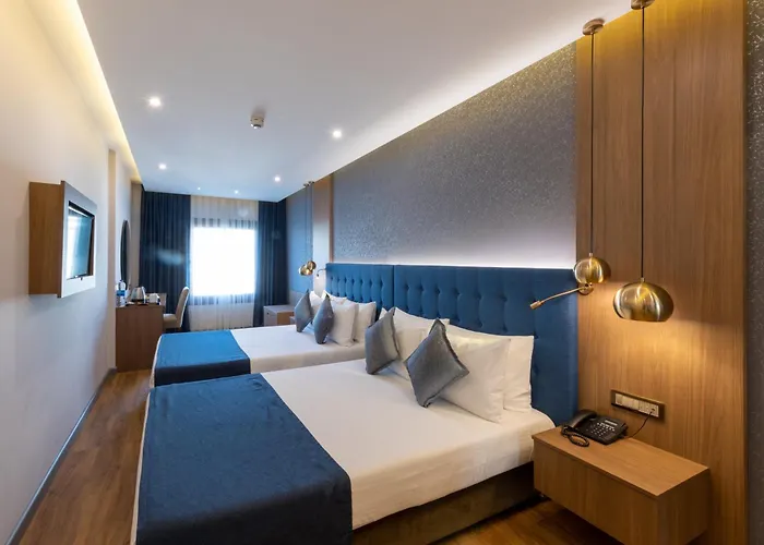 Hotel Taksim Crystal & 4*