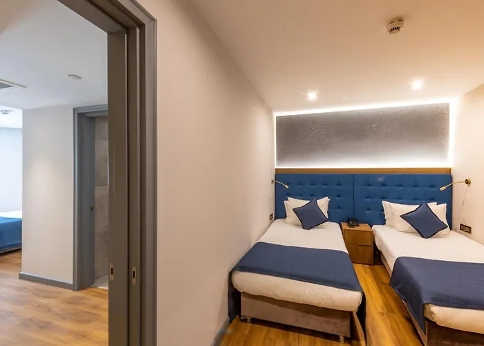 Hotel Taksim Crystal & 4*