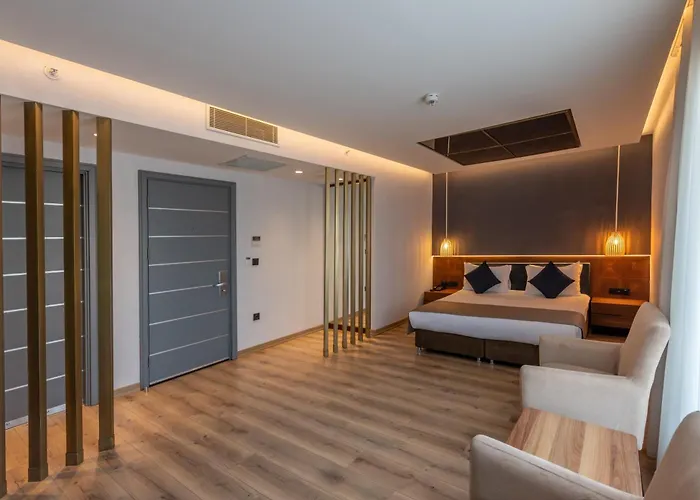 Taksim Crystal & Istanbul