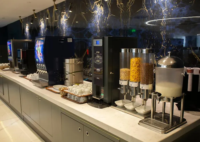 Taksim Crystal & Hotel 4*