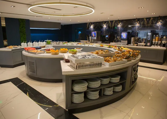 Hotel Taksim Crystal &