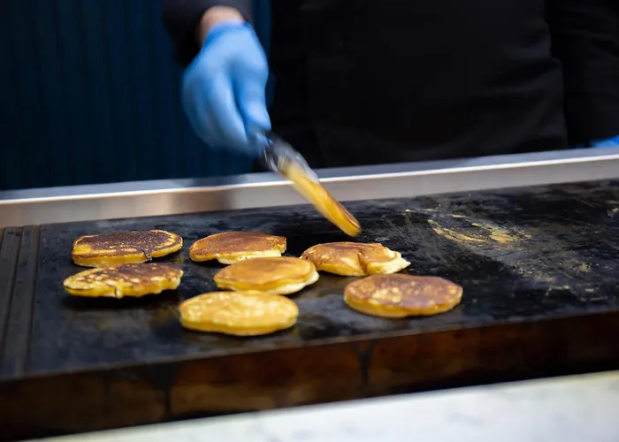 Hotel Taksim Crystal & 4*